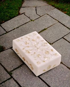 Meilleure boîte à bijoux décorative en nacre de qualité pour filles disponible à la vente en Inde - Product Image 3