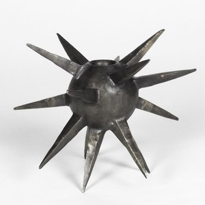 Portavelas de metal con acabado antiguo, candelabro para iluminación y decoración del hogar, portavelas decorativo elegante - Product Image 1