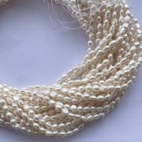 Perles d'eau douce de couleur crème naturelle, 4mm, 5mm, perles baroques, brin, fournisseur en gros, fabrication de bijoux en chaîne, vente de bricolage