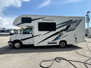 T-h-o-r C-h-a-t-e-a-u 2-2-E-C 2024 Usado en Venta - Product Image 5