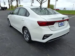 Kia Forte LXS 2019 - Product Image 2