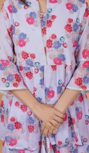 กํามะหยี่ลาย้เหนียวหนักพร้อมงานปักหนักด้วยงานฝีมือเพชรพร้อมขอบลูกไม้ Moti แฟนซีเต็มแขน - Product Image 4