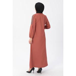 Abrigos, Chaquetas y Gabardinas Modestas con Detalles de Piedras y Cierre de Cremallera, Abaya - Product Image 5