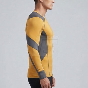 Camisetas de Compresión de Alta Calidad con Tela Transpirable y Diseño Flexible para Entrenamientos y Carreras - Product Image 6