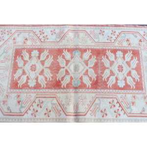 Vintage Small Rug 2.6x4.4 ft, Turkish <b>Red</b> Solid <b>Wool</b> Rug - Product Image 4