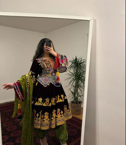 Nouvelle arrivée Robe afghane de mariée d'hiver Robe afghane en soie pour femmes conçue sur mesure - Product Image 3