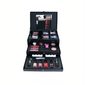 Valigetta Portatile per Trucchi e Set per la Cura delle Unghie - Product Image 2