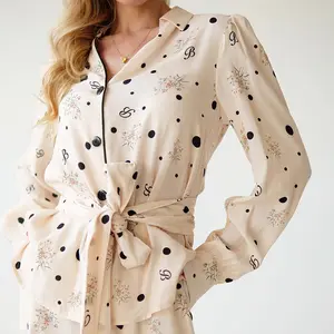 Özel Polka Dot baskı uzun kollu gevşek dantel-up pijama iki parçalı Loungewear saten pijama kadın setleri
