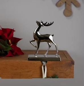 Hermoso diseño de gancho de Reno plateado personalizable para decoración navideña Elegante fiesta de invierno Acento Uso de almacenamiento diario - Product Image 1