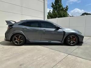 2020 C I V I C Type R SUV AWD Manuel/Automatique Volant à Gauche Sièges en Cuir Foncé R18 Toit Ouvrant Panoramique Essence - Product Image 3