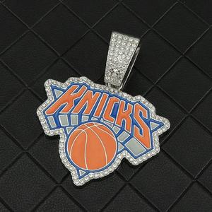 จี้บาสเก็ตบอลแบบปรับแต่งได้ของทีมนิวยอร์กนิกส์ สร้อยคอฮิปฮอปสไตล์สปอร์ต เงินแท้ 925 ชุบทอง 14K ประดับโมอิสซาไนต์ แฟชั่นสำหรับทุกเพศ - Product Image 3