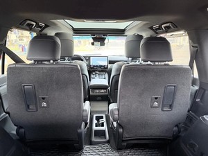 รถยนต์ SUV ระดับกลางสุดหรูสำหรับขับขี่ออฟโรด รุ่น GX 550 Overtrail+ ปี 2025 มือสอง - Product Image 3