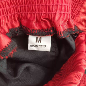 Pantalones cortos de boxeo ligeros de la más alta calidad, en color negro y rojo con cintura elástica para un ajuste cómodo POR INCREÍBLES - Product Image 4