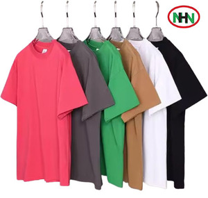 Camiseta de Hombre de Marca Personalizada, 100% Algodón, Diseño Estampado Sólido, Estilo Casual con Cuello Redondo, Manga Corta, Corte Regular, Secado Rápido y Transpirable - Product Image 1