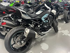 Auction-Sales 2025 Z900 <b>ABS</b> New Motorcycles - Product Image 5
