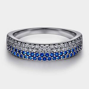 Bague pour homme en argent sterling 925 plaqué rhodium, faite à la main, avec quartz bleu et topaze blanche, cadeau de mariage ou de fête - Product Image 1