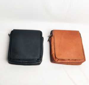High Quality Waterproof Pure Leather Vintage Style Men'<b>s</b> <b>Messenger</b> <b>Bag</b> Fashionable Business <b>Bag</b> for Daily Use <b>bag</b> - Product Image 3