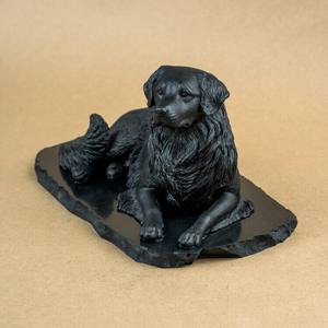 Figura de Shungita Retriever - Product Image 3