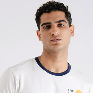 Camisetas de algodón 100% de alta calidad para hombres, estampado personalizado transpirable, patrón de letras de marca con ribete de contraste, tela de estambre - Product Image 5