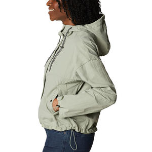 Veste Softshell pour femmes en gros pour la randonnée d'hiver coupe-vent imperméable à capuche respirant fermeture à glissière doux confortable - Product Image 2