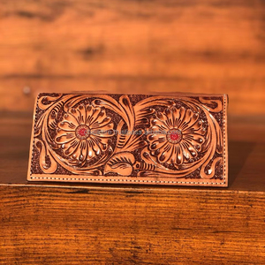 สินค้ามาใหม่กระเป๋าสตางค์หนังยาวสำหรับผู้ชายแบบยาวทำด้วยมือกระเป๋าสตางค์แบบพับสองทบสำหรับผู้ชายของขวัญส่วนตัวสำหรับผู้ชาย - Product Image 3