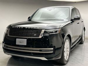 รถยนต์เรนจ์โรเวอร์ P400 SE AWD SUV ครอสโอเวอร์ สีดำ ปี 2024 สภาพดี ใช้งานมาแล้ว เกียร์ 8 สปีด สมรรถนะ 395 แรงม้า ขาย - Product Image 5