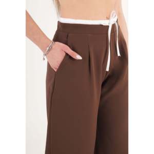Pantalones de Mujer LUSTRIN de Cintura Alta con Doble Banda en Color Marrón - Elegantes Pantalones de Mezcla de Poliéster y Elastano para Boutique - Product Image 3