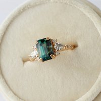 Pendientes de Plata de Ley 925 con Turmalina Verde Corte Esmeralda, Piedra Creada en Laboratorio, Chapados en Oro, Engaste de Garras, Modernos y Únicos para Fiesta
