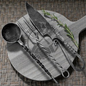 Ensemble de couverts de camping en plein air de haute qualité d'inspiration médiévale, ensemble de couverts de fête médiévale en fer forgé à la main - Product Image 2