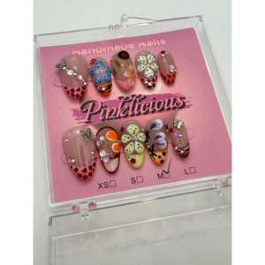 Faux ongles à presser pour les fêtes de jardin et les événements en plein air - Product Image 2