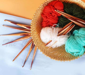 Ensemble de crochets en bois de haute qualité faits à la main par un fabricant indien, prise en main confortable, design en bois naturel - Product Image 1