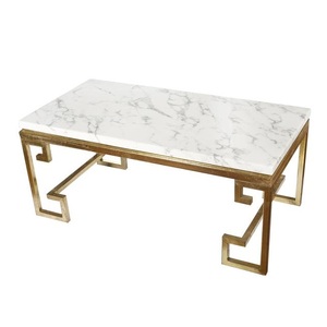 Table basse moderne d'intérieur/extérieur de concepteur personnalisé avec le support mobile en métal enduit de poudre noire et le dessus en bois - Product Image 4