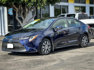 Toyota Corolla LE Sedán Azul 2020 Usado Volante a la Izquierda o Derecha Vehículo Usado Opciones de Combustible Híbrido y Gasolina Autos en Venta - Product Image 4
