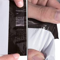 Sacs d'expédition personnalisés en PE avec soufflets latéraux, poignée intégrée, imperméables et résistants aux perforations, pour vêtements, impression hélio, usage professionnel