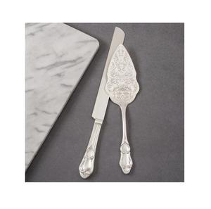 Servidor de pasteles de metal adornado bellamente diseñado para una elegante presentación de postres en fiestas en casa y eventos de panadería - Product Image 5