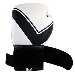 นวมชกมวยหนังแท้แบบผูกเชือก - Product Image 1