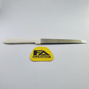 Lima de uñas de alta calidad superventas precio razonable cuidado personal de uñas de acero inoxidable duradero con mango de plástico - Product Image 4