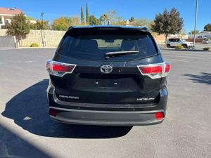 2014 Toyota Highlander Limited AWD con motor de 8L caja de cambios automática asientos de cuero cámara trasera R17 portaequipajes de aleación - Product Image 5