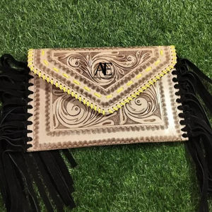 Nueva llegada elegante mano Tooled cuero flecos bolsos patrón occidental cuero de vaca real tallado bolsos cruzados mujeres Sling monederos - Product Image 3