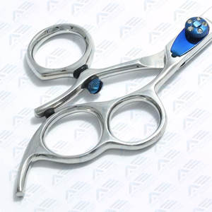 กรรไกรตัดผมสแตนเลสแบบแฮนด์เมดสไตล์ใหม่พร้อมด้ามจับเซรามิกระดับพรีเมียมตัดได้อย่างแม่นยำและมีความทนทาน - Product Image 6