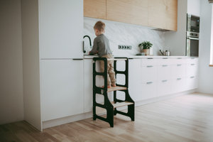 <span class=keywords><strong>Tour</strong></span> d'apprentissage et table pliable <span class=keywords><strong>2</strong></span>-en-<span class=keywords><strong>1</strong></span> Montessori TOP pour tout-petits avec tableau noir, transformable en aide de cuisine - Product Image 2