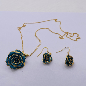 Collier pendentif en forme de fleur de rose en métal artisanal <span class=keywords><strong>populaire</strong></span> pour femmes, cadeau pour <span class=keywords><strong>la</strong></span> Saint-Valentin, Noël, pour petite amie - Product Image 4