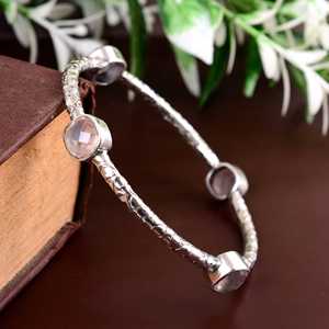 Bracelet en pierre de lune arc-en-ciel avec lunette en plaqué or 18 carats Chaînes de cadeaux de mariage religieux chrétien - Product Image 6