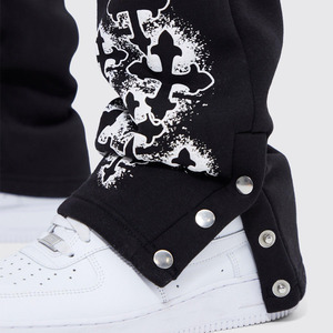 กางเกงลำลองผู้ชายสุดเท่ 260 GSM ผ้าคอร์ดูรอยระบายอากาศเป็นมิตรกับสิ่งแวดล้อม พิมพ์ลายสกรีน ปลายขาติดกระดุม มีเชือกผูกเอว กระเป๋าข้าง - Product Image 4