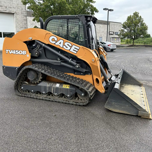 Minicargadora usada TV450B con carga basculante de 9.000 libras para el modelo Case - Product Image 4