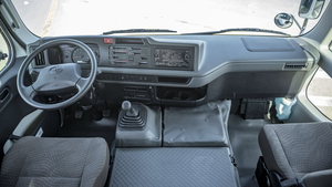 รถบัส CHEAP 2020 Coaster ดีเซล พวงมาลัยซ้าย/ขวา ขับเคลื่อนสี่ล้อ เบาะหนัง ภายในสีเข้ม หลังคาซันรูฟแบบพาโนรามา เกียร์อัตโนมัติ 6 ถุงลมนิรภัย - Product Image 4