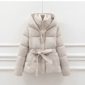 Chaqueta Bomber de Invierno para Mujer de Piel de Oveja en Lona Teñida Lisa Impermeable Transpirable Cálida Casual con Cinturón y Capucha Acabado de Abrigo - Product Image 4