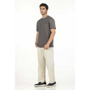 เสื้อยืด Relax Fit ผ้าฝ้าย 100% ระบายอากาศได้ดี ไม่ยับ ลายโลโก้เรียบๆ ทรงหลวม ความยาวสั้น ไซส์ MN-TS-SS25-319 - Product Image 3