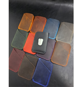 Tarjetero vertical de cuero genuino de alta calidad para tarjetas de crédito con diseño colorido y uso conveniente - Product Image 1