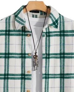 Chemise en flanelle à carreaux pour homme, personnalisée par le fabricant, blanc et vert, boutonnée, manches longues, décontractée, style chemise d'hiver chaude - Product Image 4